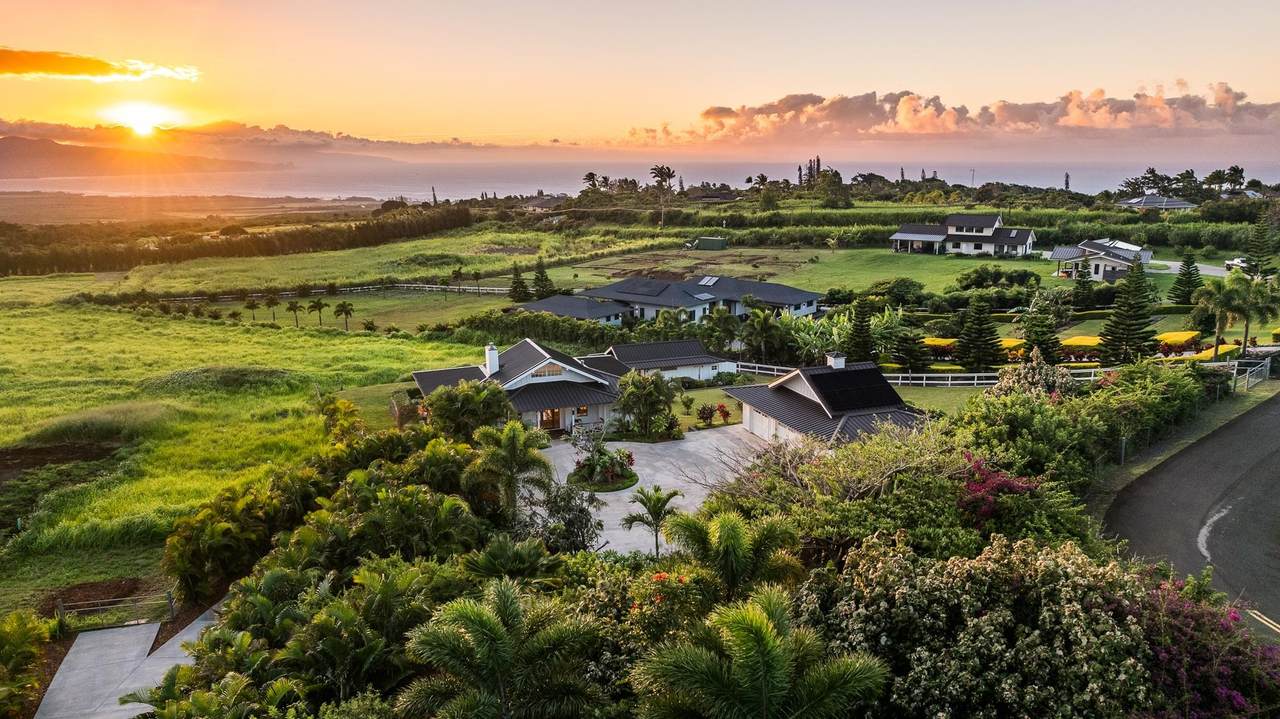 https://bt-photos.global.ssl.fastly.net/maui/1280_boomver_1_410147-2.jpg