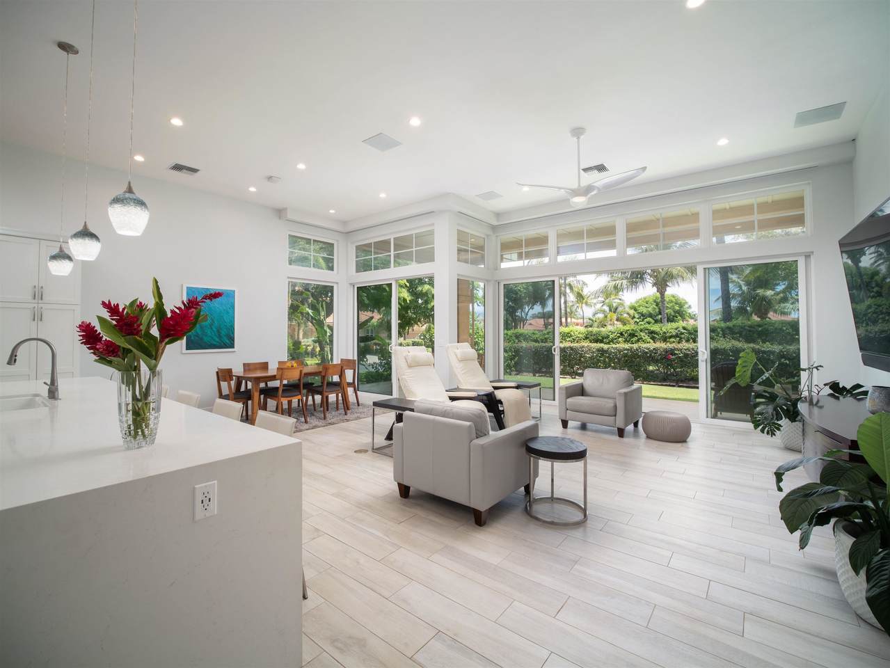 https://bt-photos.global.ssl.fastly.net/maui/1280_boomver_1_410163-2.jpg