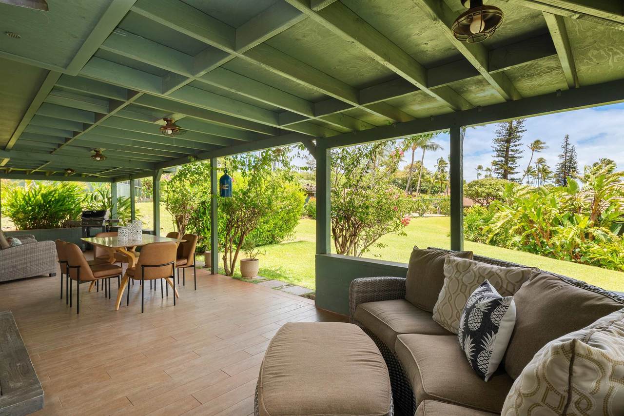 https://bt-photos.global.ssl.fastly.net/maui/1280_boomver_1_410174-2.jpg