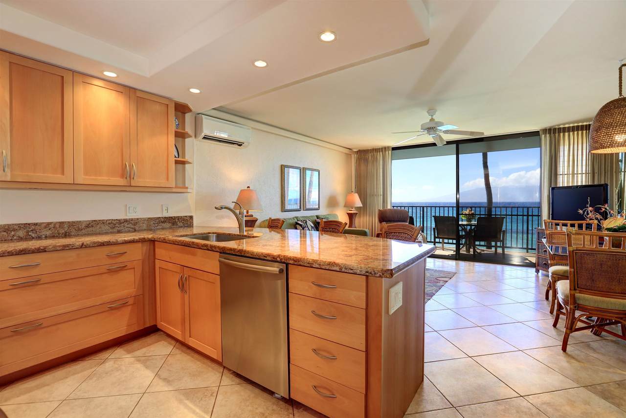 https://bt-photos.global.ssl.fastly.net/maui/1280_boomver_1_410206-2.jpg