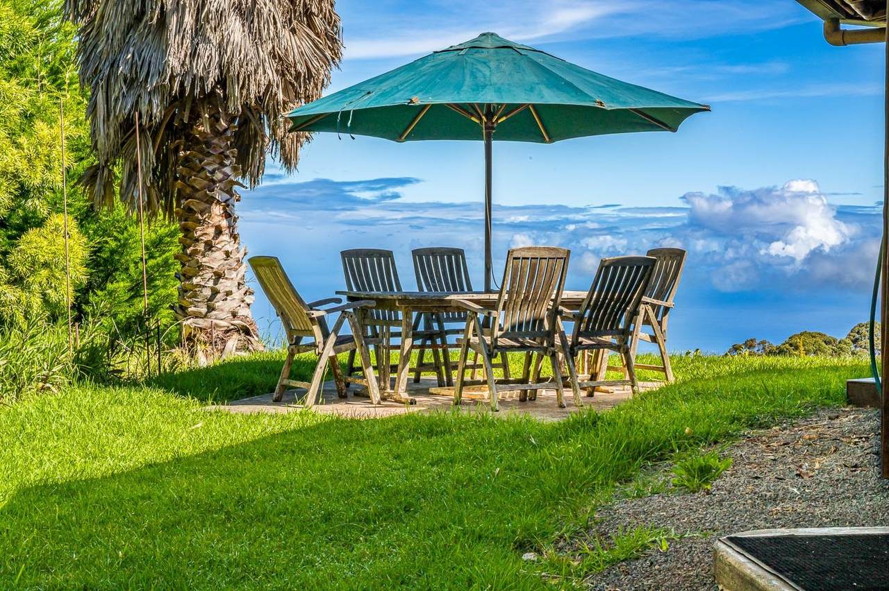 https://bt-photos.global.ssl.fastly.net/maui/1280_boomver_1_410267-2.jpg