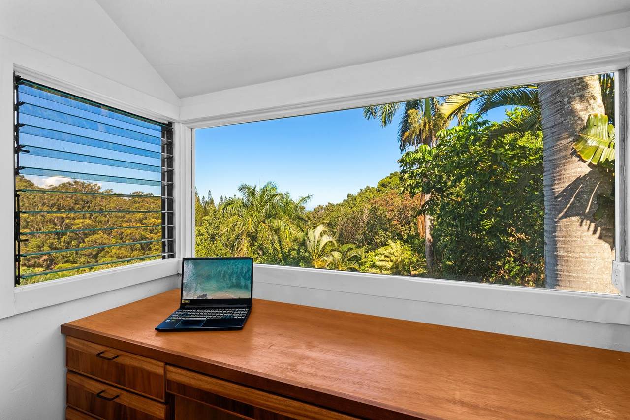 https://bt-photos.global.ssl.fastly.net/maui/1280_boomver_1_410312-2.jpg