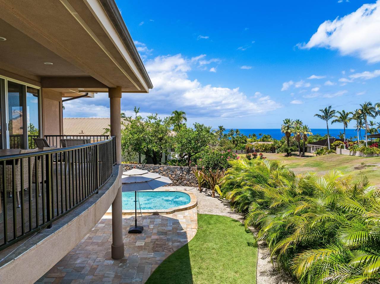 https://bt-photos.global.ssl.fastly.net/maui/1280_boomver_1_410371-2.jpg