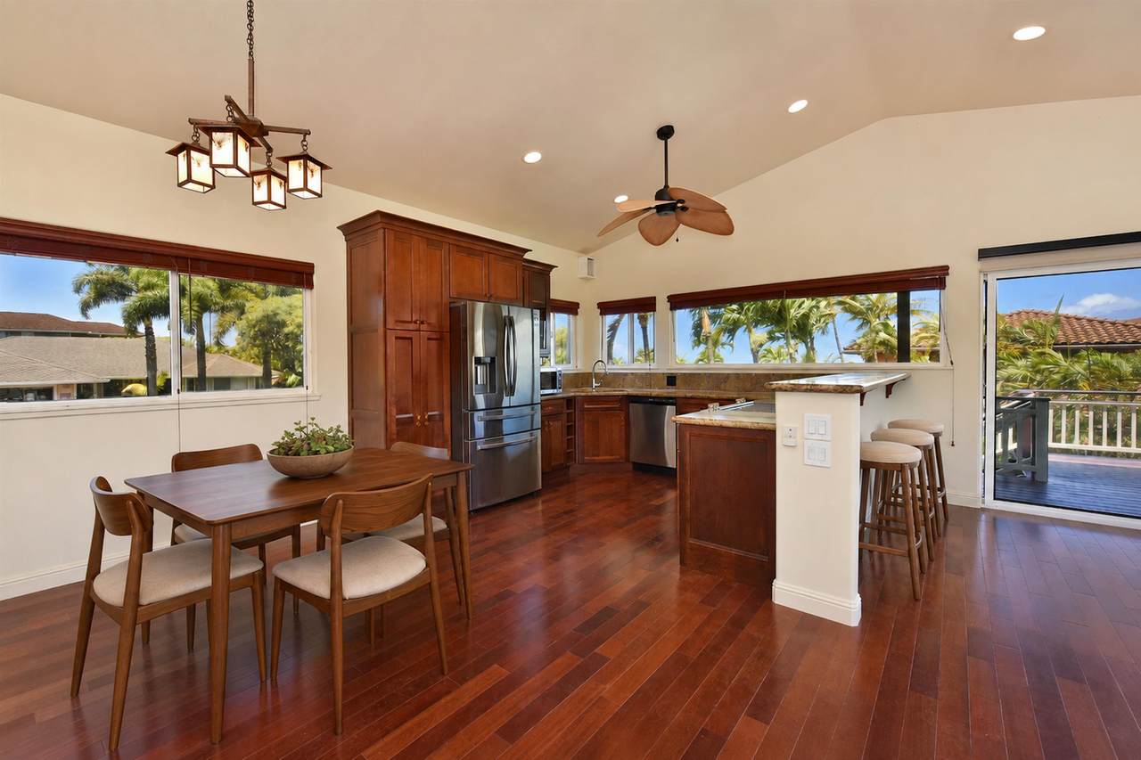 https://bt-photos.global.ssl.fastly.net/maui/1280_boomver_1_410384-2.jpg