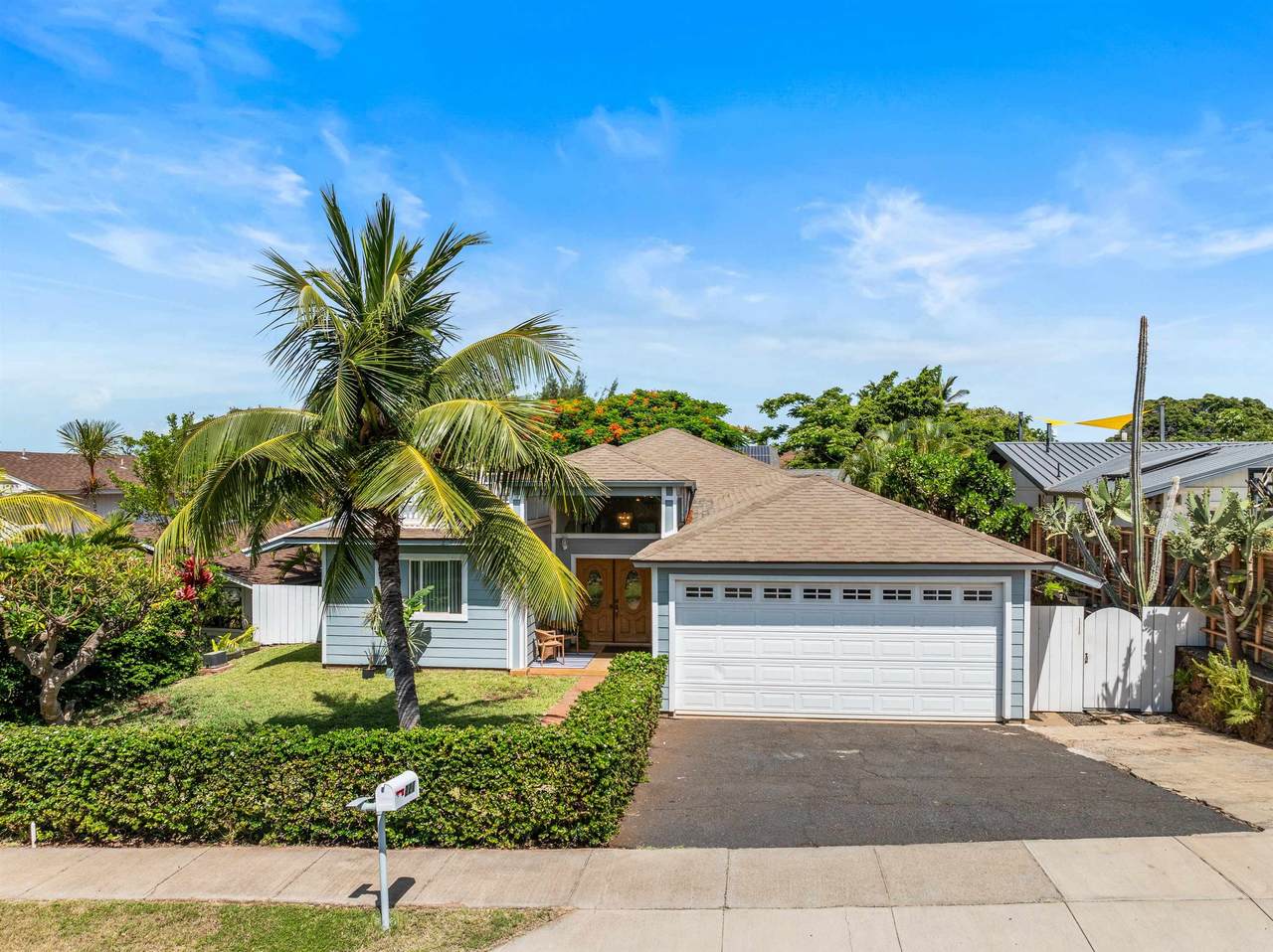 221 Mahie Pl - Photo 1