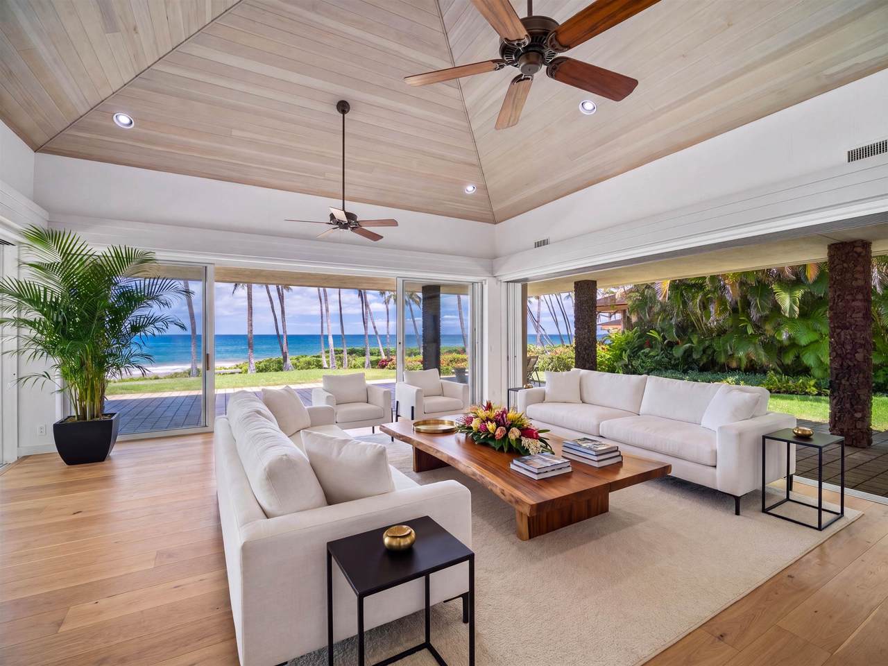 https://bt-photos.global.ssl.fastly.net/maui/1280_boomver_1_410482-2.jpg