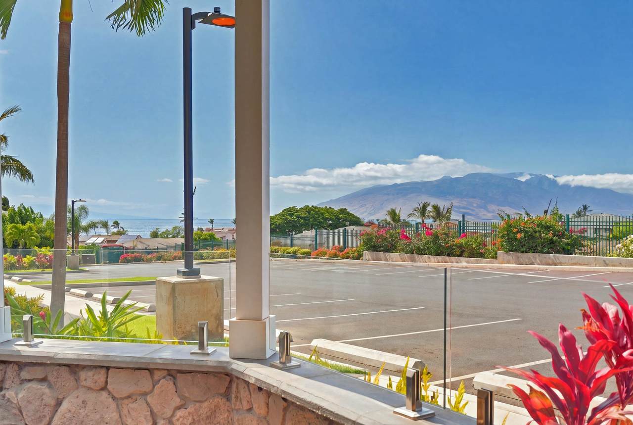 https://bt-photos.global.ssl.fastly.net/maui/1280_boomver_1_410523-2.jpg