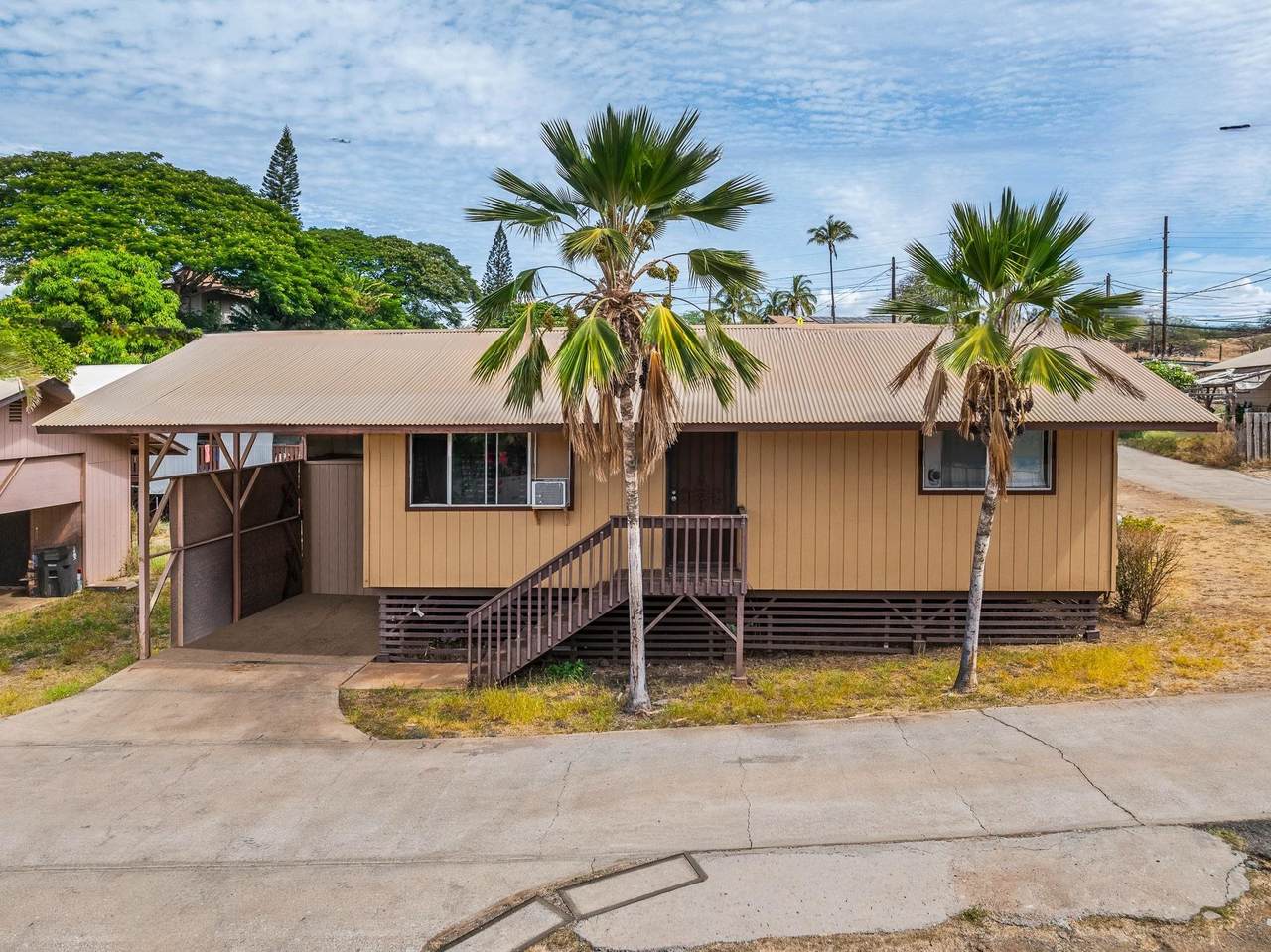 390 Auhana Rd - Photo 1