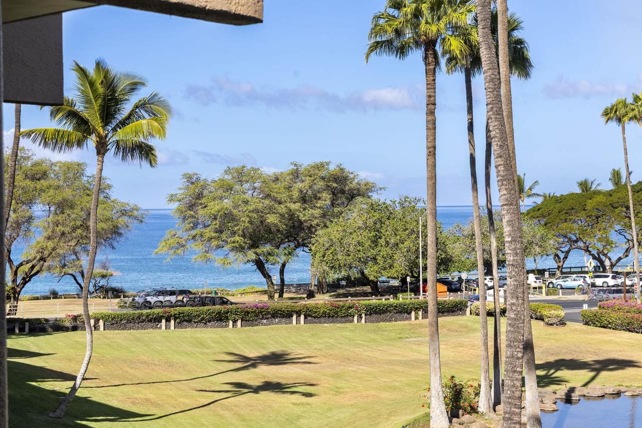 https://bt-photos.global.ssl.fastly.net/maui/1280_boomver_1_410671-2.jpg