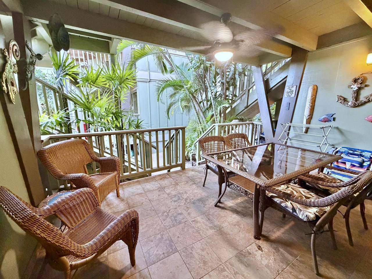 https://bt-photos.global.ssl.fastly.net/maui/1280_boomver_1_410760-2.jpg