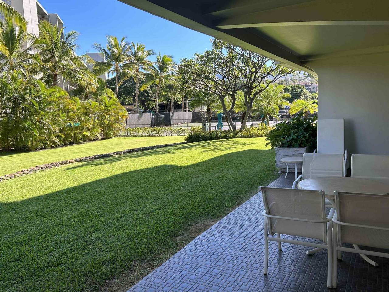 https://bt-photos.global.ssl.fastly.net/maui/1280_boomver_1_410909-2.jpg