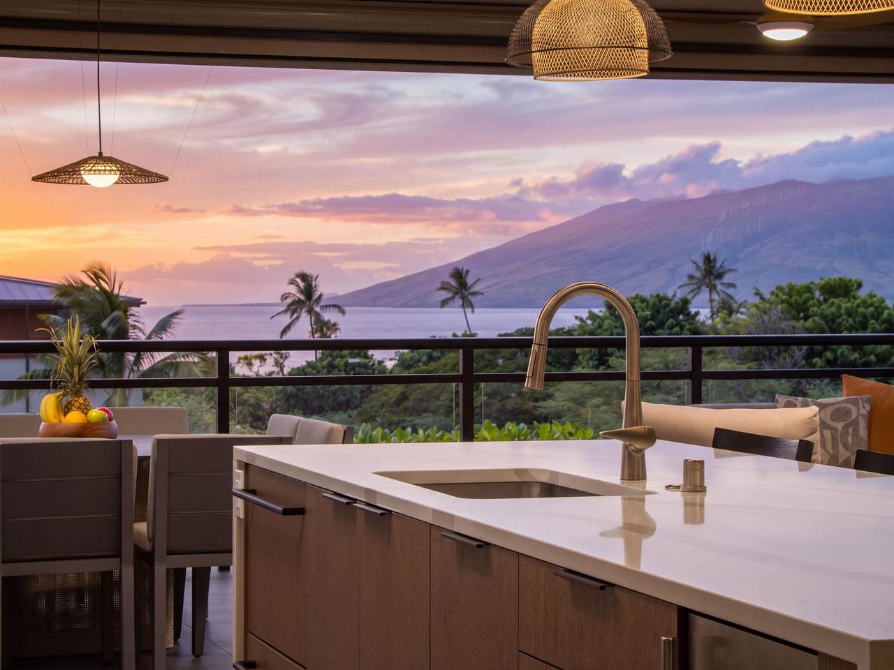 https://bt-photos.global.ssl.fastly.net/maui/1280_boomver_1_410918-2.jpg