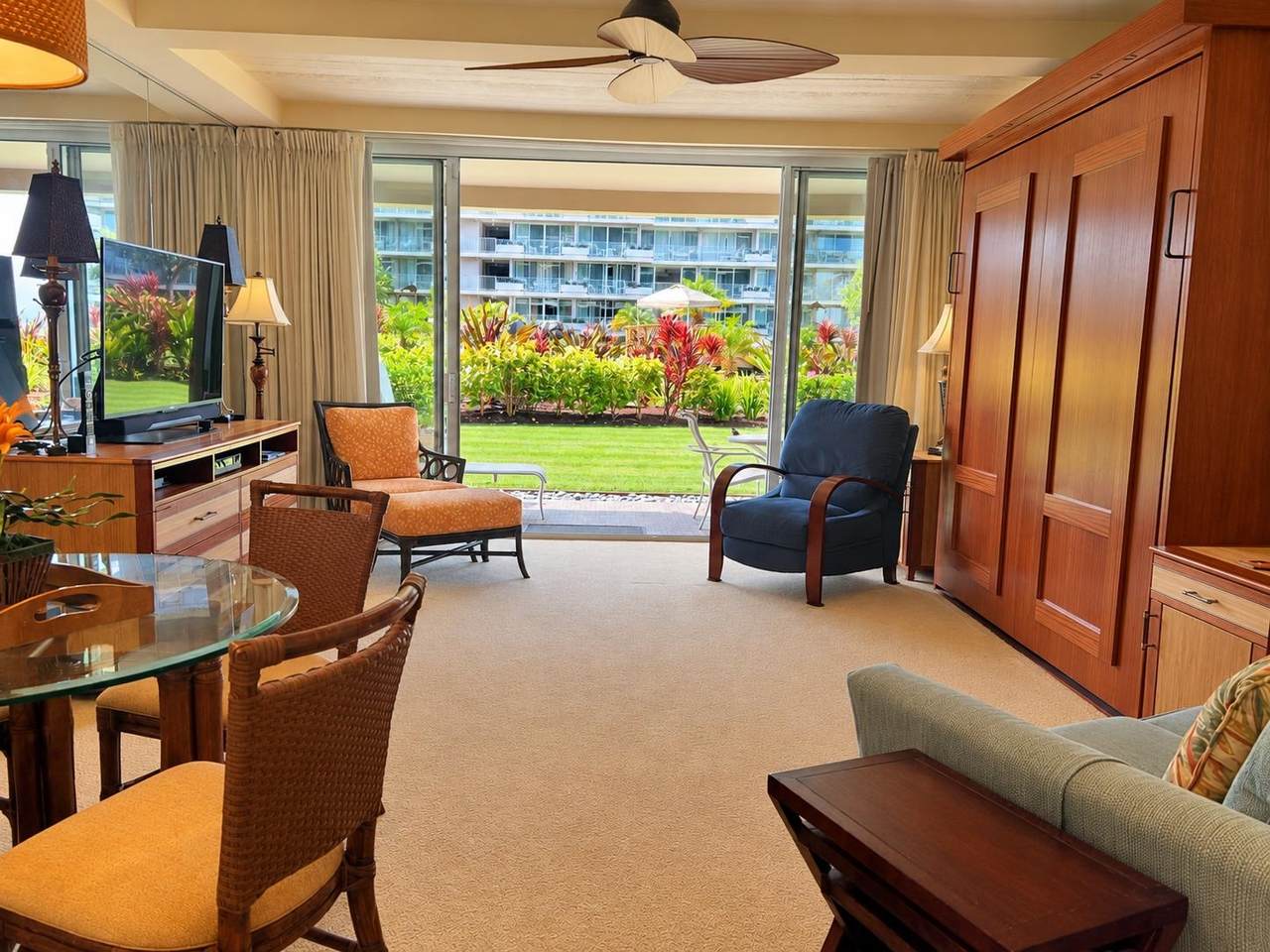 https://bt-photos.global.ssl.fastly.net/maui/1280_boomver_1_410941-2.jpg