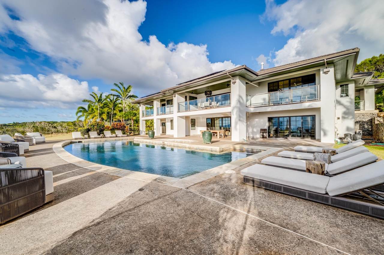 https://bt-photos.global.ssl.fastly.net/maui/1280_boomver_1_410943-2.jpg