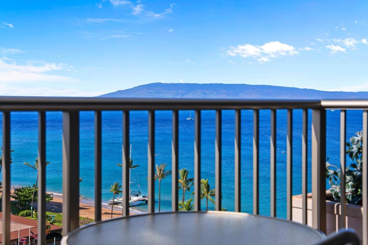 https://bt-photos.global.ssl.fastly.net/maui/1280_boomver_1_410954-2.jpg