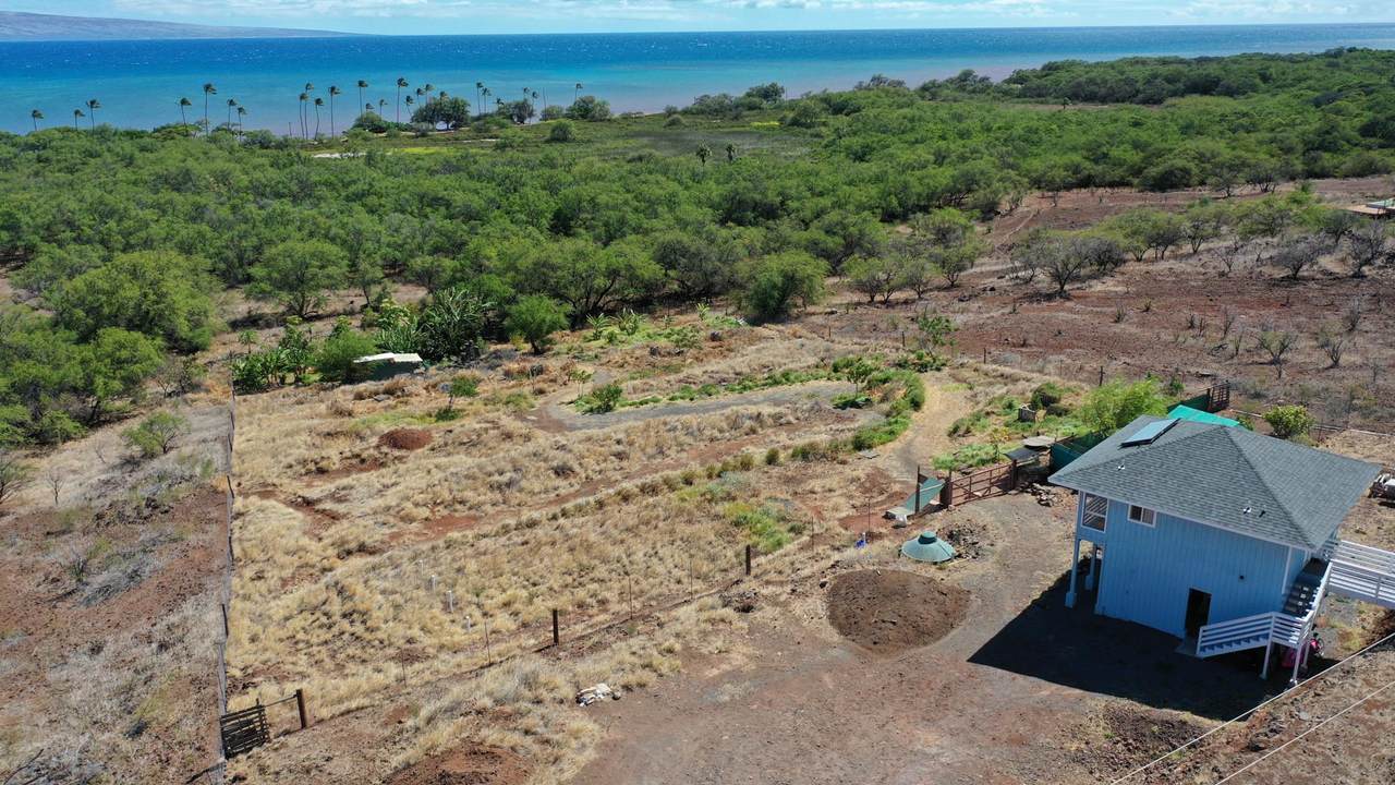 https://bt-photos.global.ssl.fastly.net/maui/1280_boomver_2_402763-2.jpg