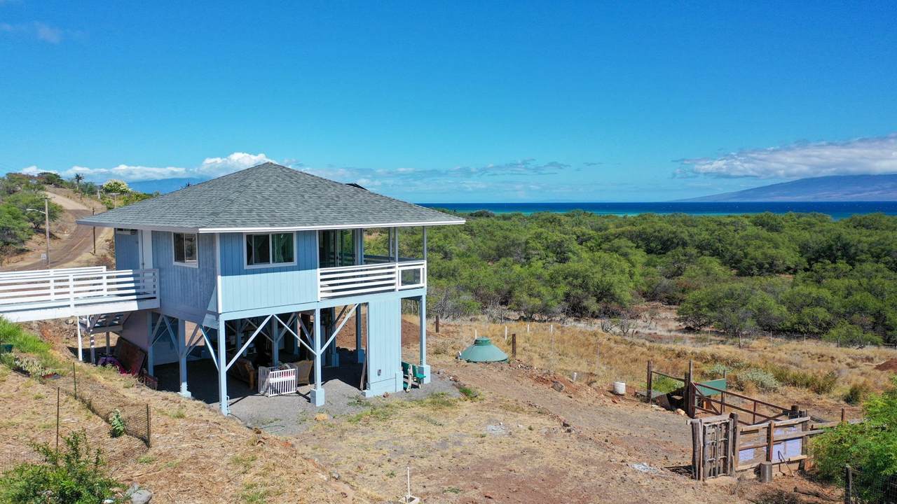 https://bt-photos.global.ssl.fastly.net/maui/1280_boomver_2_402763-2.jpg