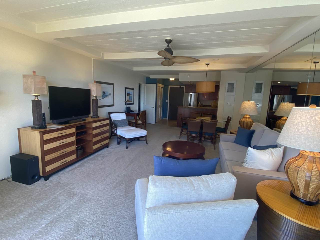 https://bt-photos.global.ssl.fastly.net/maui/1280_boomver_2_403733-2.jpg