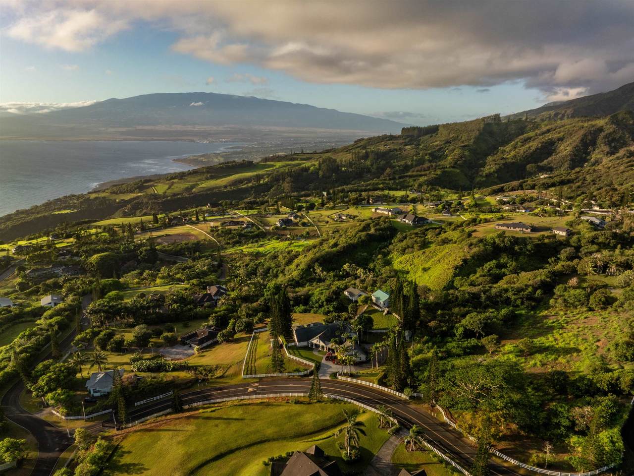 https://bt-photos.global.ssl.fastly.net/maui/1280_boomver_2_406466-2.jpg