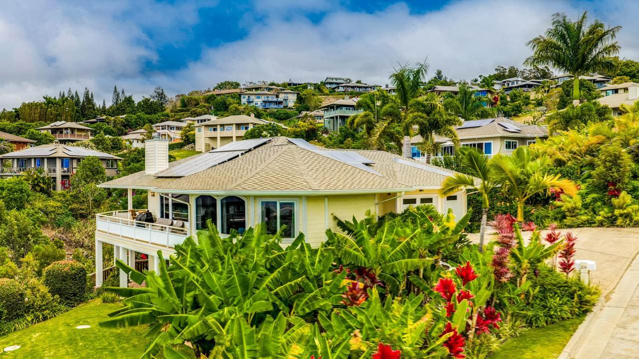 214 Kulamanu Cir - Photo 1