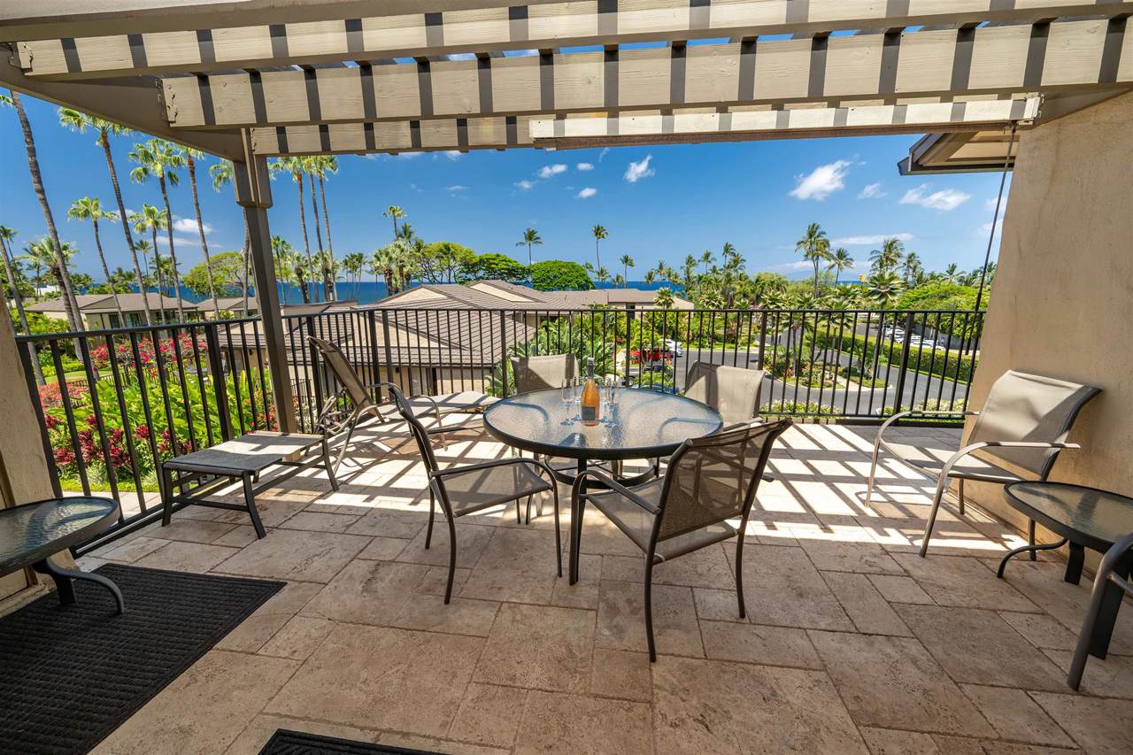 https://bt-photos.global.ssl.fastly.net/maui/1280_boomver_2_408831-2.jpg