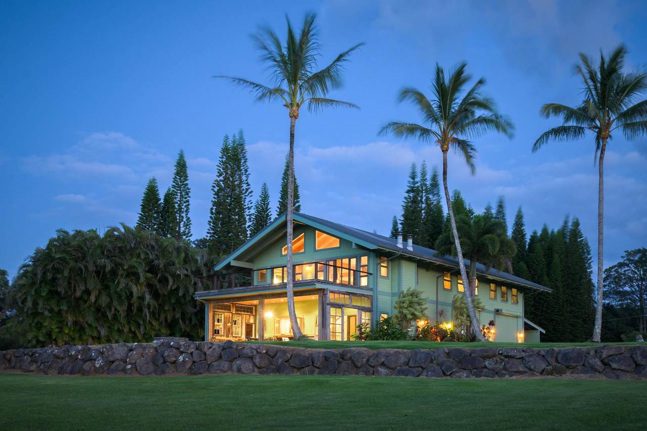 https://bt-photos.global.ssl.fastly.net/maui/1280_boomver_3_409677-2.jpg