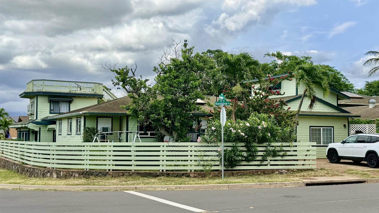 https://bt-photos.global.ssl.fastly.net/maui/1280_boomver_2_409681-2.jpg