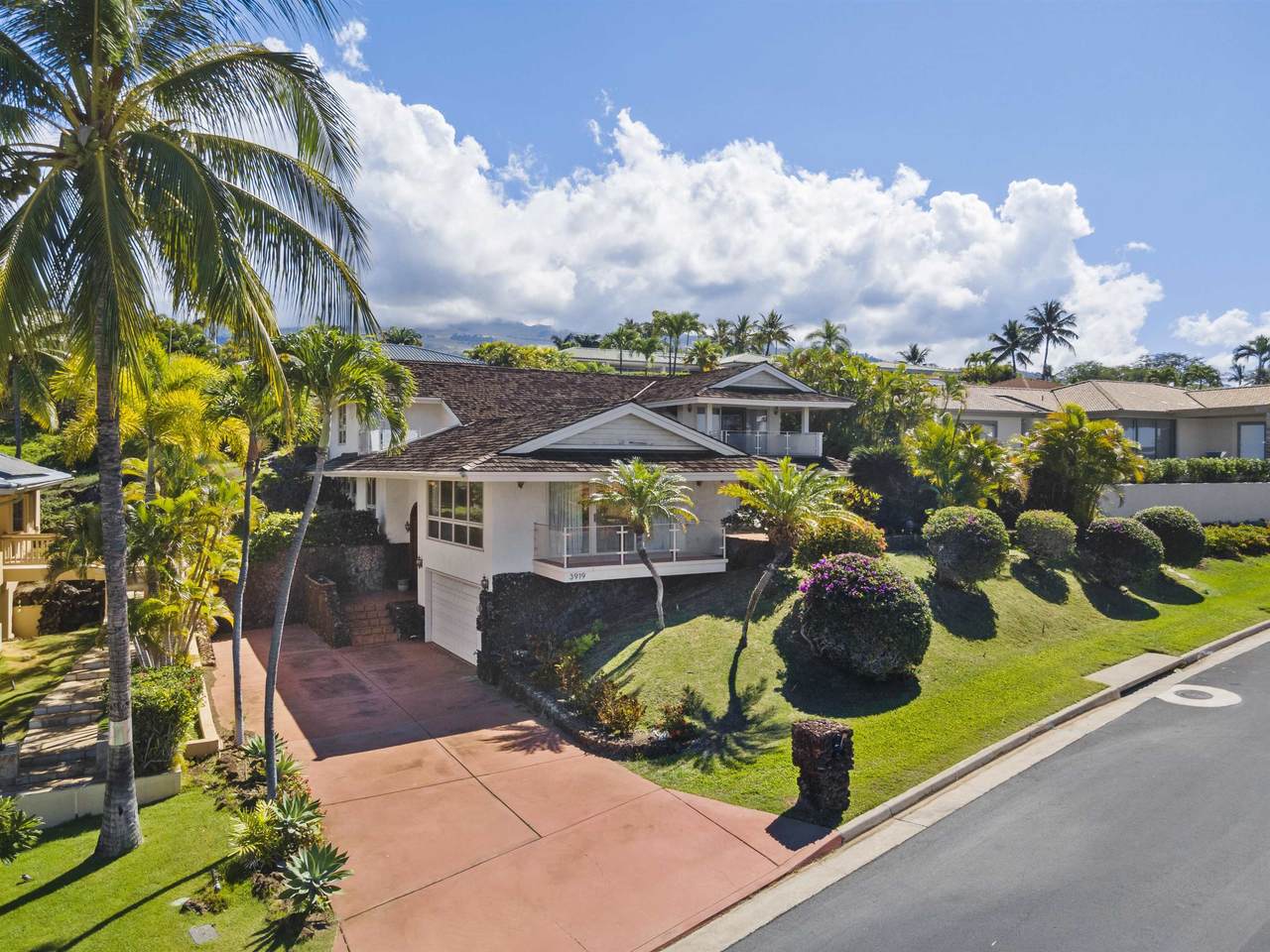 https://bt-photos.global.ssl.fastly.net/maui/1280_boomver_2_410226-2.jpg