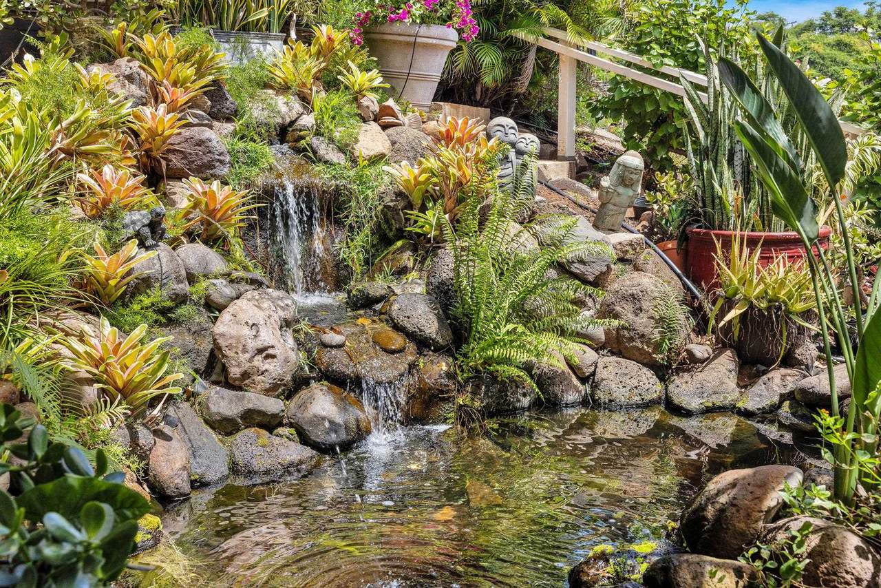 https://bt-photos.global.ssl.fastly.net/maui/1280_boomver_2_410386-2.jpg