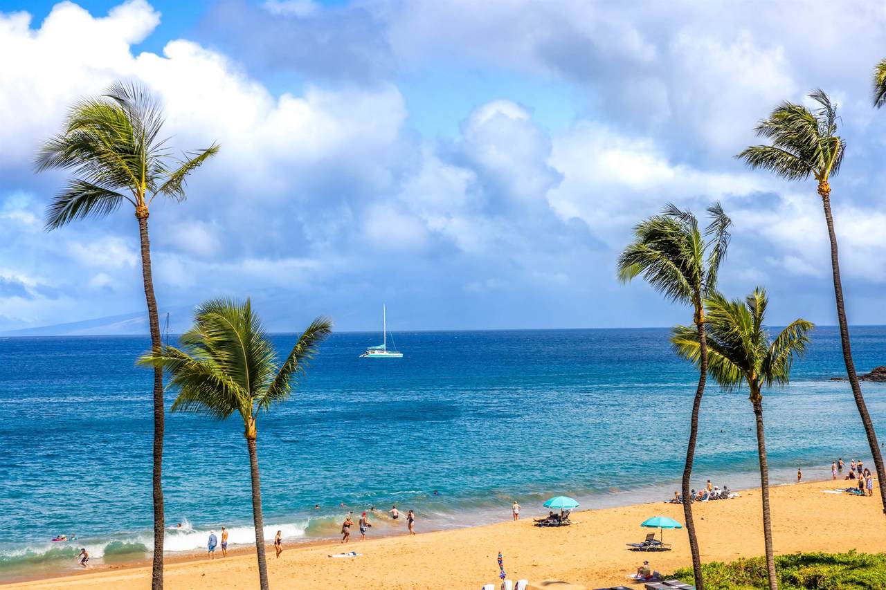 https://bt-photos.global.ssl.fastly.net/maui/1280_boomver_3_410435-2.jpg