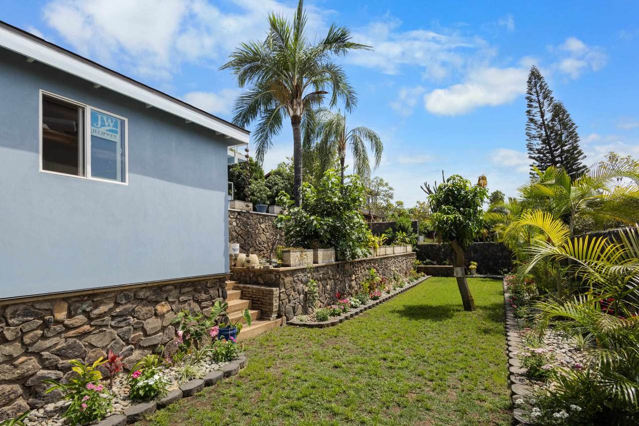 https://bt-photos.global.ssl.fastly.net/maui/1280_boomver_1_408623-2.jpg