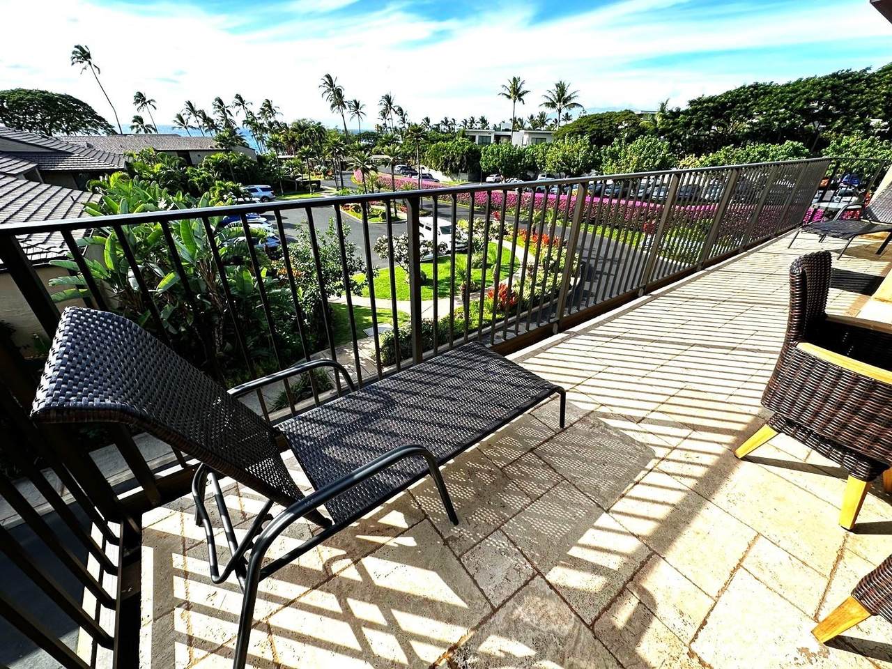 https://bt-photos.global.ssl.fastly.net/maui/1280_boomver_2_408831-2.jpg