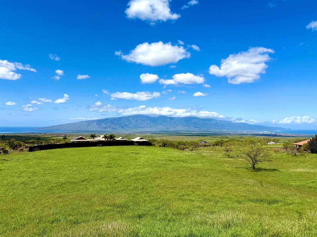 https://bt-photos.global.ssl.fastly.net/maui/1280_boomver_3_405661-2.jpg
