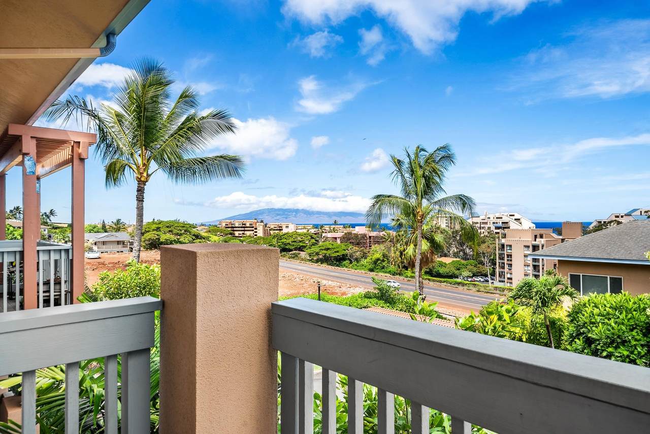https://bt-photos.global.ssl.fastly.net/maui/1280_boomver_3_406623-2.jpg