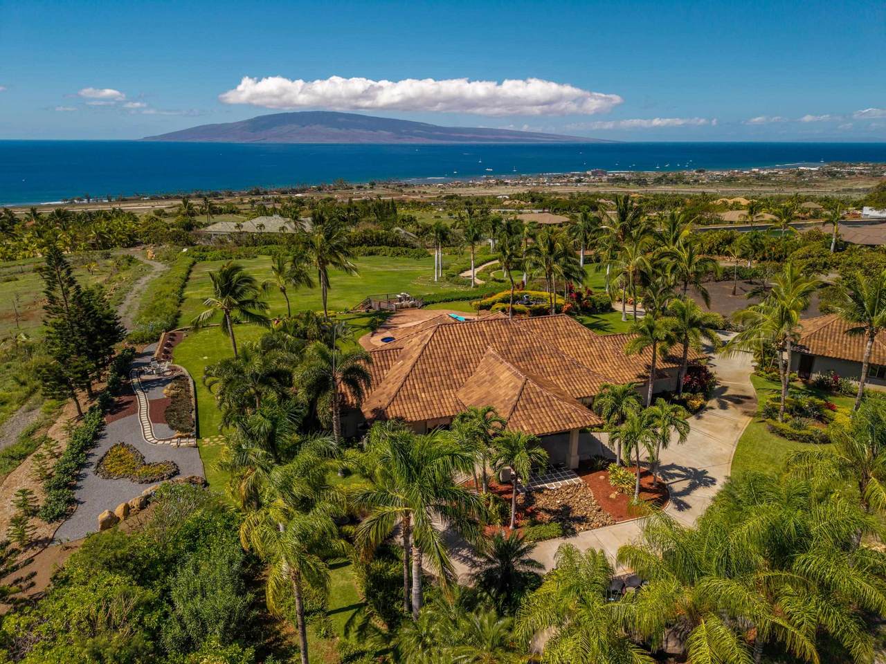 https://bt-photos.global.ssl.fastly.net/maui/1280_boomver_2_408187-2.jpg
