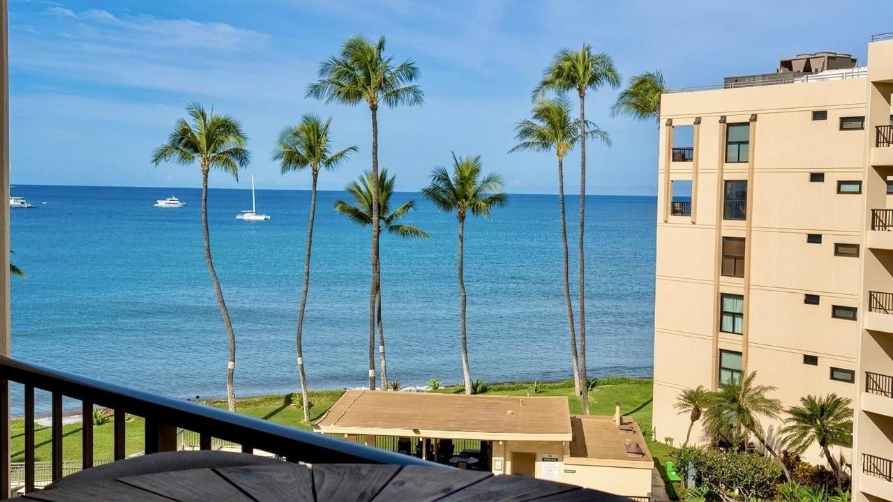 https://bt-photos.global.ssl.fastly.net/maui/1280_boomver_4_409111-2.jpg