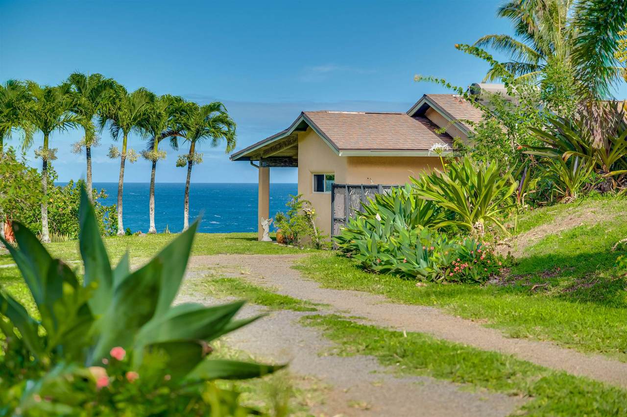 https://bt-photos.global.ssl.fastly.net/maui/1280_boomver_6_407953-2.jpg