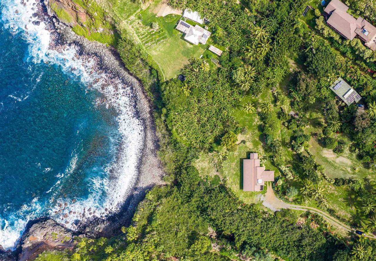 https://bt-photos.global.ssl.fastly.net/maui/1280_boomver_6_407953-2.jpg