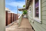 1930 Vineyard St - Photo 23