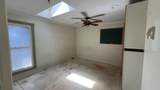 579 Kuanana St - Photo 13