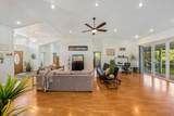 221 Mahie Pl - Photo 3