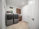 2760 Umeke Cir - Photo 30