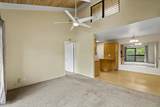 2180 Vineyard St - Photo 14
