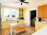 677 Linekona Pl - Photo 15