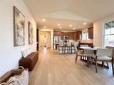 93 Unahe Pl - Photo 17