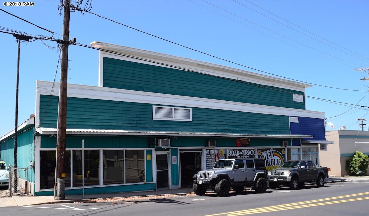 1942 Main St - Photo 1