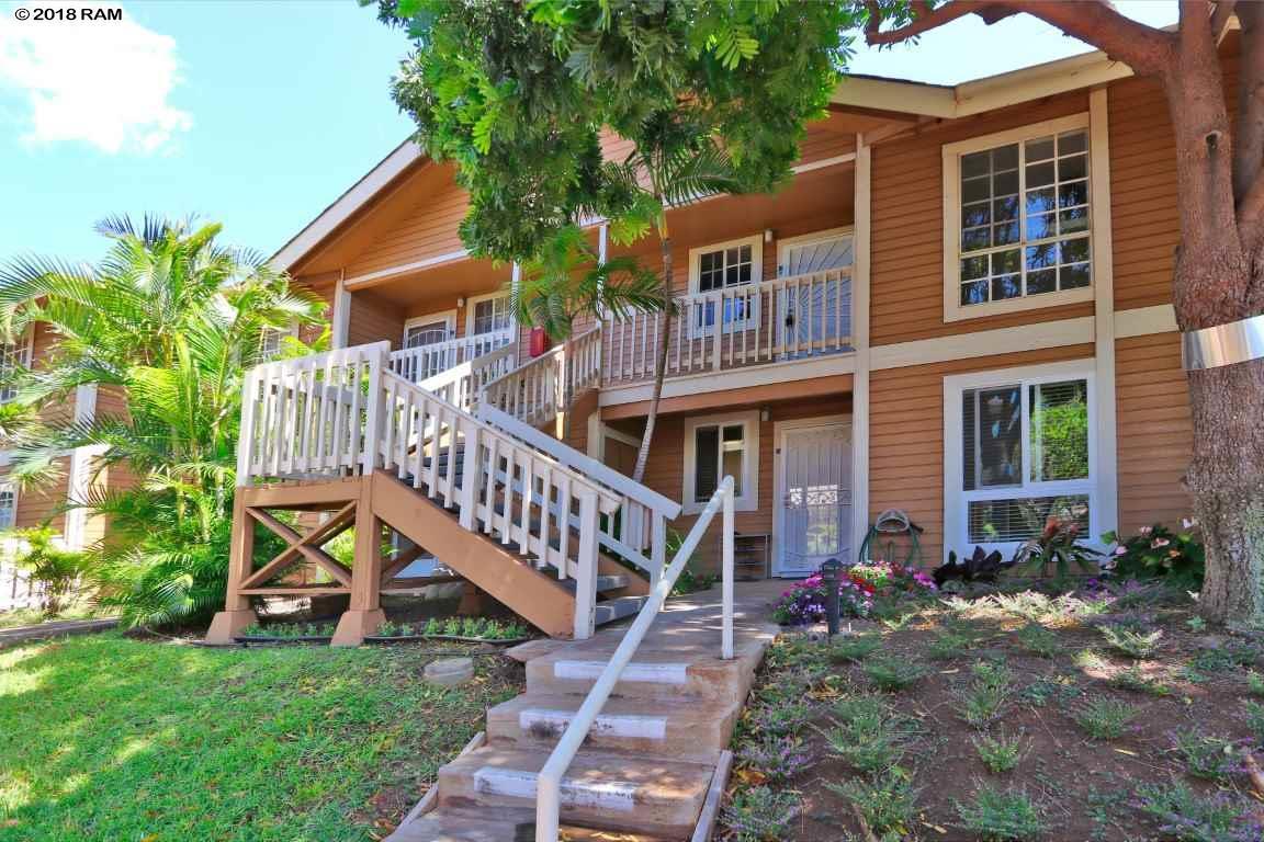 140 Uwapo Rd - Photo 1