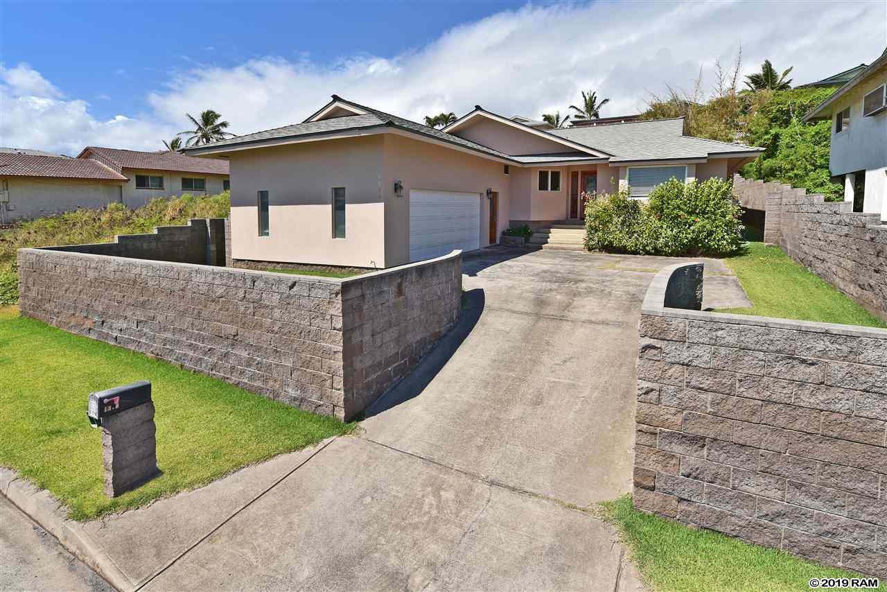 1379 Hiahia St - Photo 1
