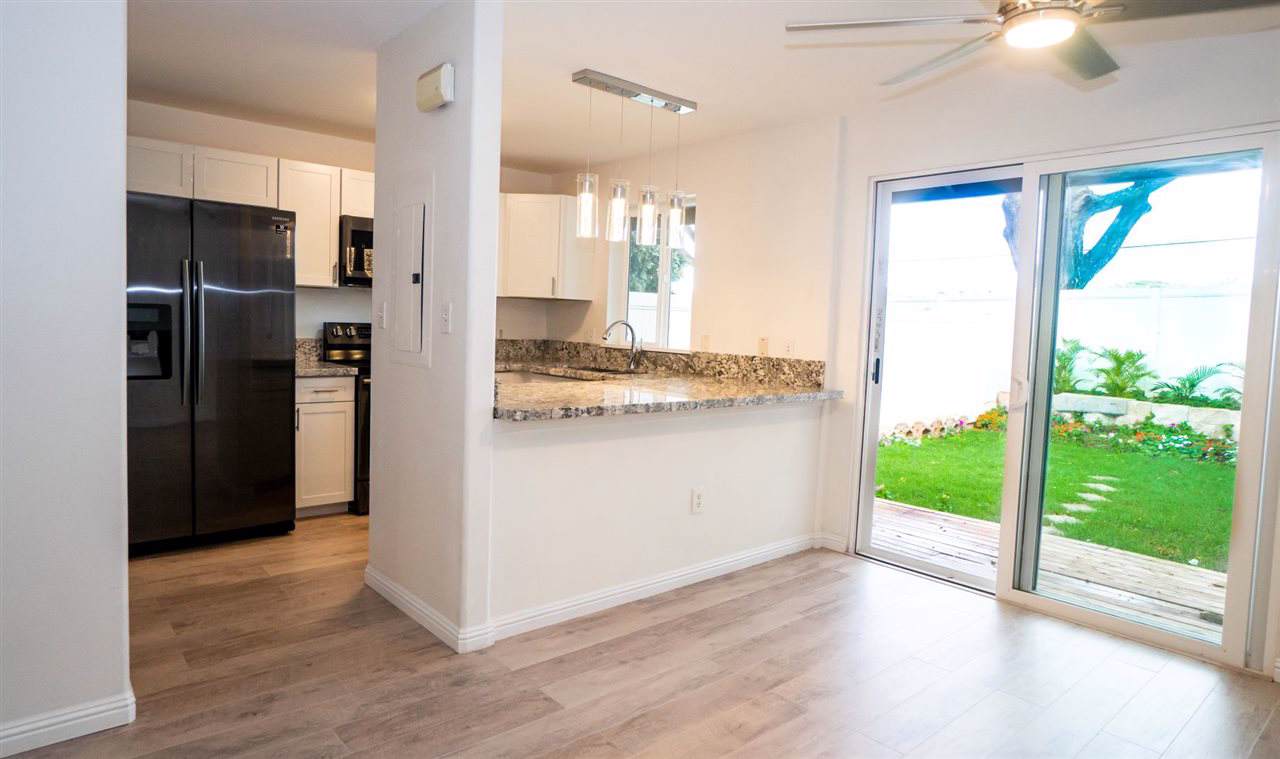 633 Meakanu Ln - Photo 1