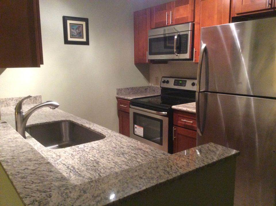 140 Uwapo Rd - Photo 1